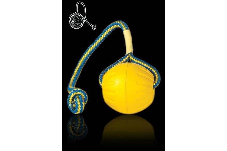 Starmark Swing n’ Fling Durafoam Fetch Ball