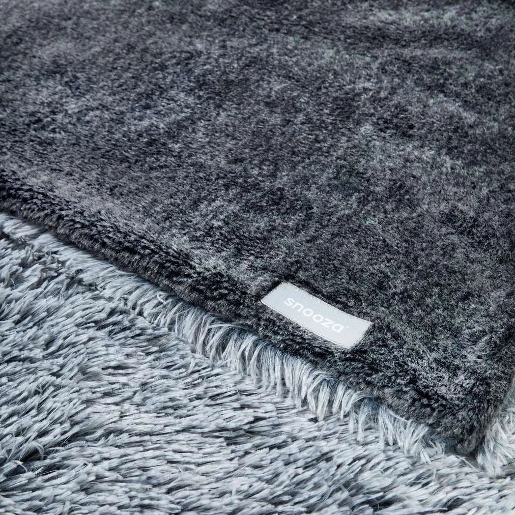 Snooza – Calming Cuddler Blanket – Chinchilla & Silver Fox