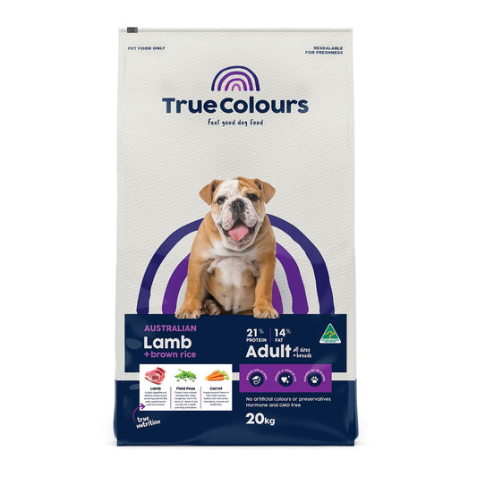 Bag of True Colours dog food with healthy dog Alihan

